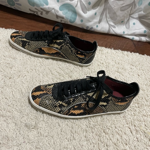 Marc by Marc Jacobs Two Tone Python Embossed Leather Sneakers - Picture 2 of 11